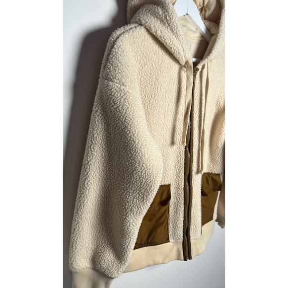Madewell Cream Sherpa Utility Jacket with Brown Pocket Accents - Picture 7 of 12